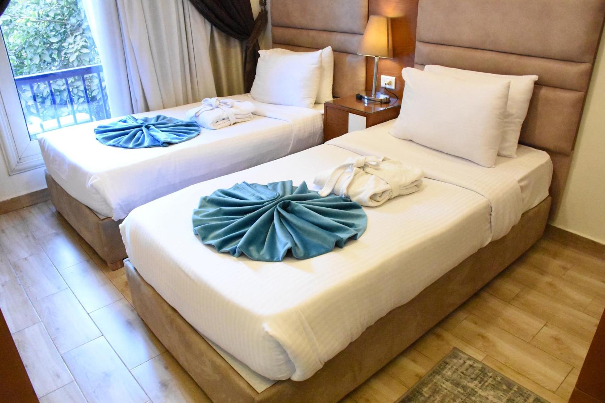 Jewel Zamalek Hotel Giza Bagian luar foto