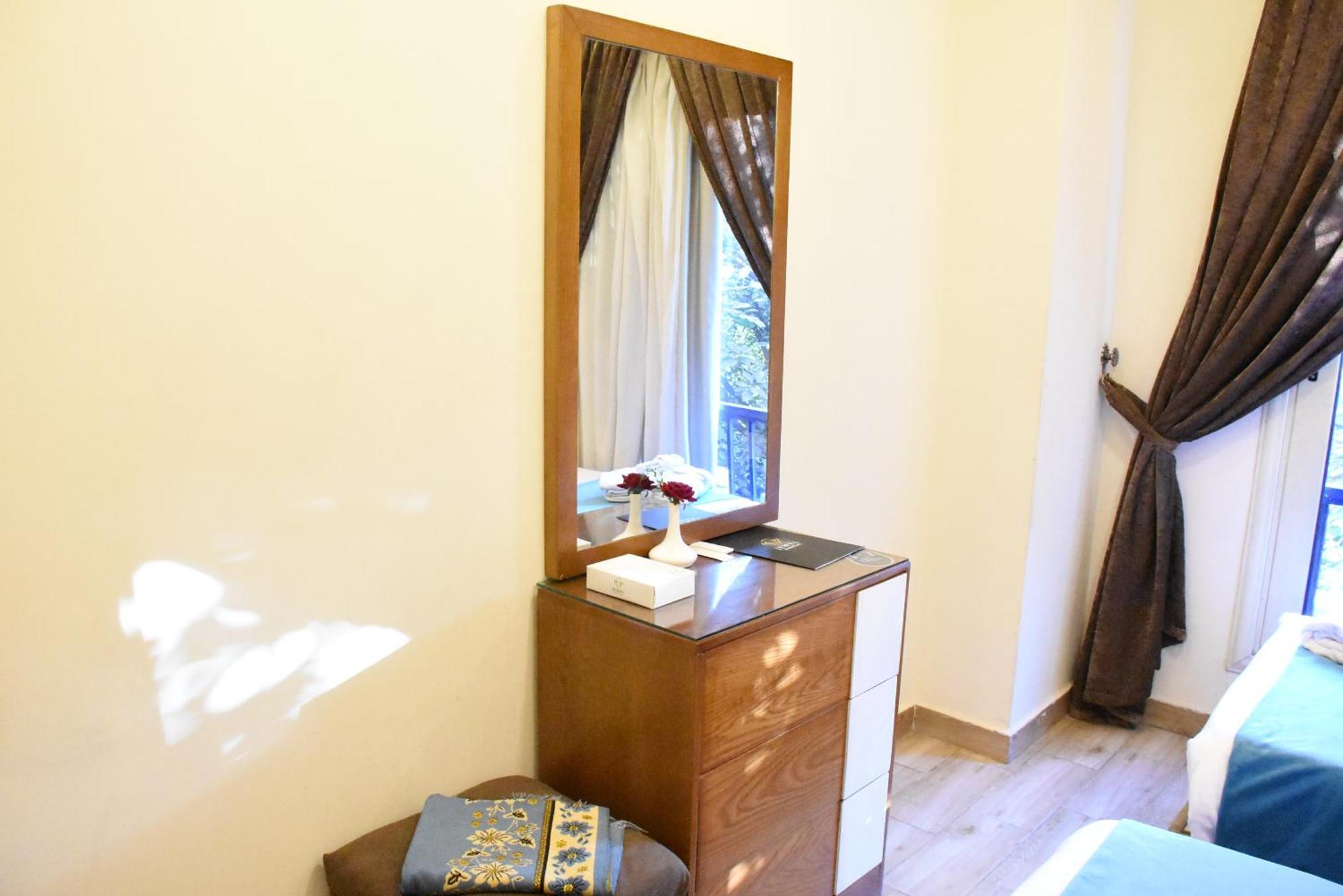 Jewel Zamalek Hotel Giza Bagian luar foto